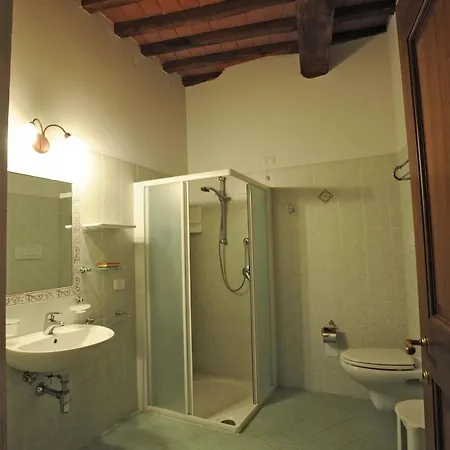Giovanni Apartment